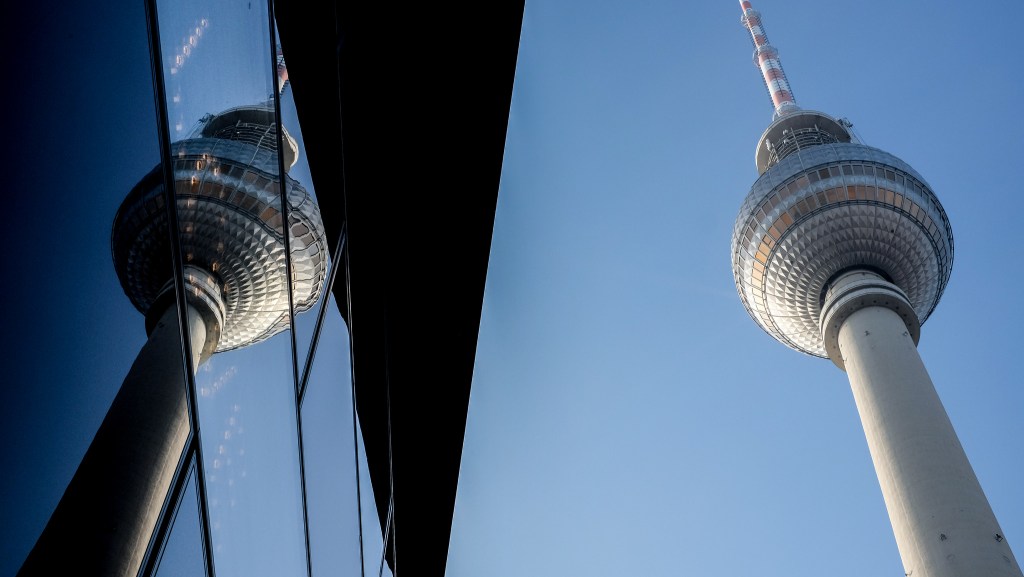 23198306293_16bb034b0d_k